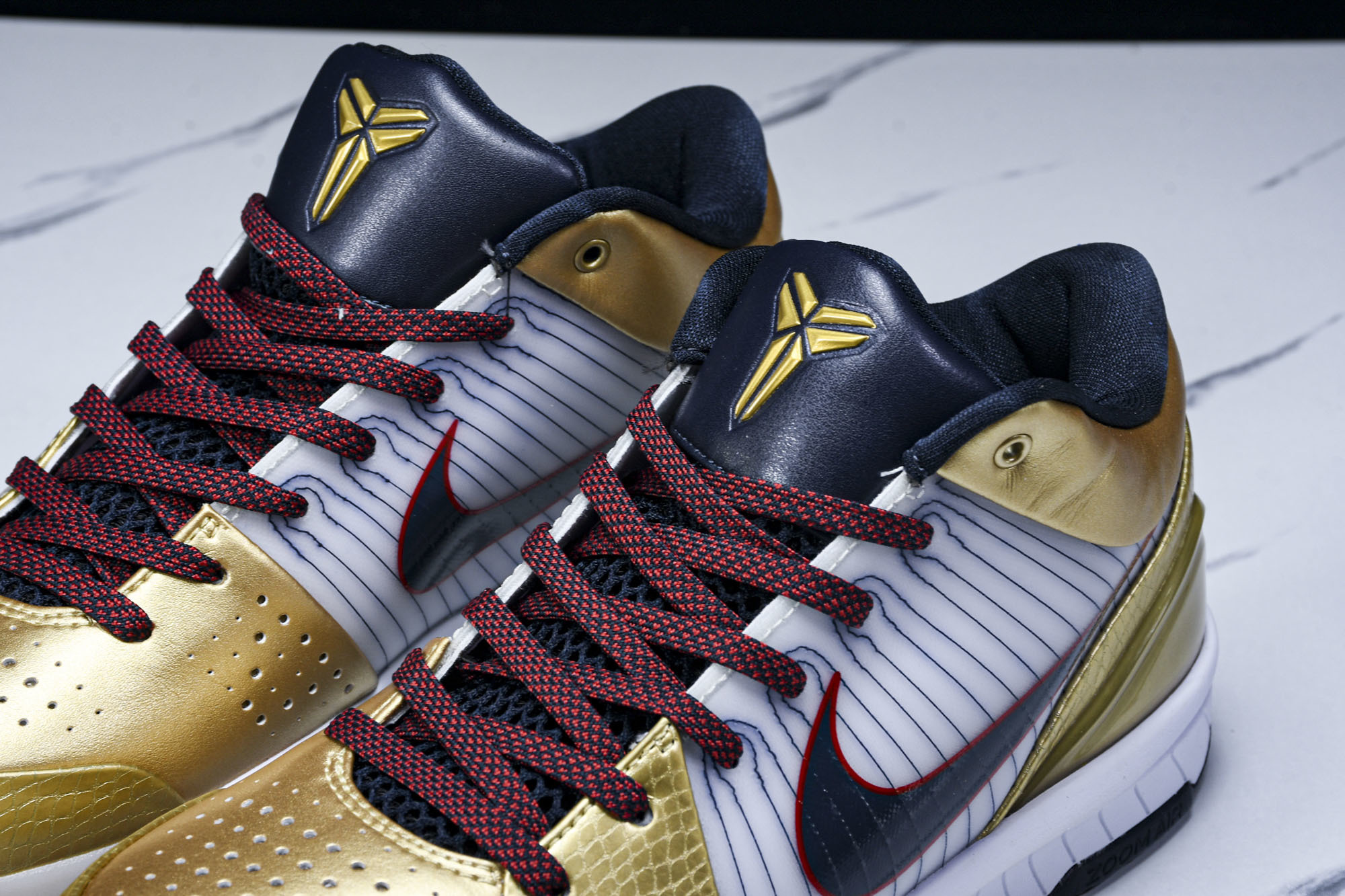 纯原NK Zoom Kobe 4 Protro“Gold Medal”白黑金 FQ3544-100 #Y