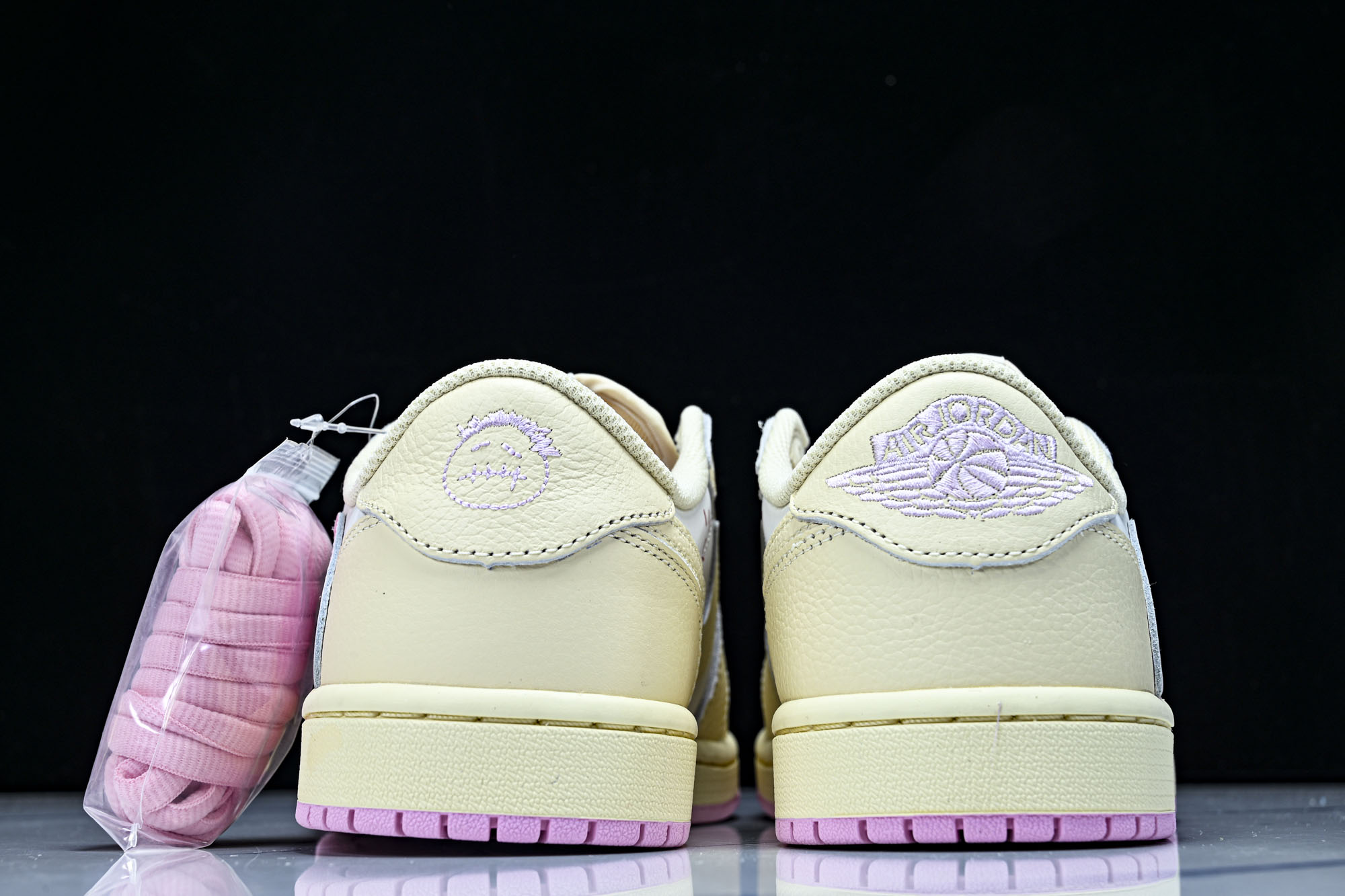纯原Air Jordan 1 Retro Low OG SP Travis Scott Shy Pink