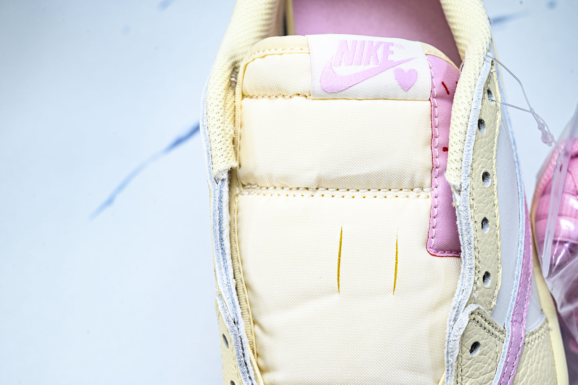 纯原Air Jordan 1 Retro Low OG SP Travis Scott Shy Pink