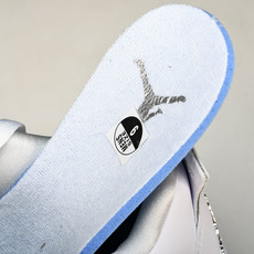 纯原Air Jordan 4 Retro Pure Money 白猫 银扣(2017)-100 #YZ0 纯原Air Jordan 4 Retro Pure Money 白猫 银扣(2017)-100 #YZ0