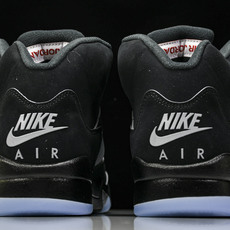 纯原Air Jordan 5 “Black Metallic Reimagined”复刻黑银色 HF39 纯原Air Jordan 5 “Black Metallic Reimagined”复刻黑银色 HF39