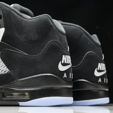纯原Air Jordan 5 “Black Metallic Reimagined”复刻黑银色 HF39 纯原Air Jordan 5 “Black Metallic Reimagined”复刻黑银色 HF39