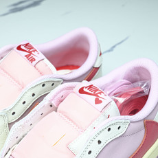 纯原Travis Scott x Air Jordan 1 Low OG AJ1 乔1倒勾低帮 IQ76 纯原Travis Scott x Air Jordan 1 Low OG AJ1 乔1倒勾低帮 IQ76