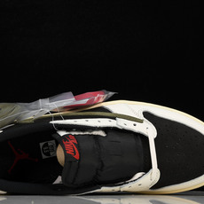 纯原Travis Scott x Air Jordan 1 Low OG WMNS“Olive”橄榄绿 纯原Travis Scott x Air Jordan 1 Low OG WMNS“Olive”橄榄绿
