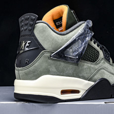 纯原Air Jordan 4 Retro OG SP Undefeated 军绿 IB1519-200 纯原Air Jordan 4 Retro OG SP Undefeated 军绿 IB1519-200