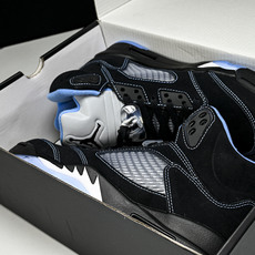 纯原Air Jordan 5 Retro _Black University Blue_ AJ5 乔5大 纯原Air Jordan 5 Retro _Black University Blue_ AJ5 乔5大
