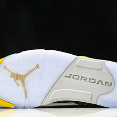 纯原Air Jordan 5 Retro _Tokyo_ AJ5 乔5东京限定 头层篮球鞋 IO3372 纯原Air Jordan 5 Retro _Tokyo_ AJ5 乔5东京限定 头层篮球鞋 IO3372