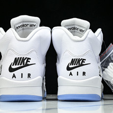 纯原Air Jordan 5 Retro _White Metallic_ AJ5 乔5白银 HQ797 纯原Air Jordan 5 Retro _White Metallic_ AJ5 乔5白银 HQ797