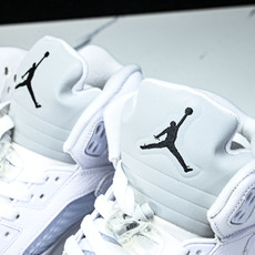 纯原Air Jordan 5 Retro _White Metallic_ AJ5 乔5白银 HQ797 纯原Air Jordan 5 Retro _White Metallic_ AJ5 乔5白银 HQ797