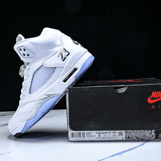纯原Air Jordan 5 Retro _White Metallic_ AJ5 乔5白银 HQ797 纯原Air Jordan 5 Retro _White Metallic_ AJ5 乔5白银 HQ797