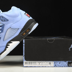 纯原Air Jordan 5 “UNC_ 蓝黑 DV1310-401 #YZ015✦原楦原纸板 客供原厂 纯原Air Jordan 5 “UNC_ 蓝黑 DV1310-401 #YZ015✦原楦原纸板 客供原厂