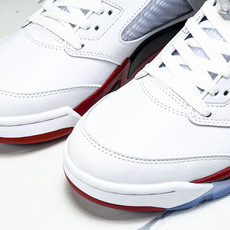 纯原Maniére x Air Jordan 5 Retro OG AM 篮球鞋 HQ7978-101 纯原Maniére x Air Jordan 5 Retro OG AM 篮球鞋 HQ7978-101