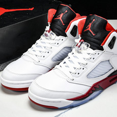 纯原Maniére x Air Jordan 5 Retro OG AM 篮球鞋 HQ7978-101 纯原Maniére x Air Jordan 5 Retro OG AM 篮球鞋 HQ7978-101