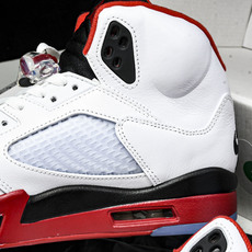 纯原Maniére x Air Jordan 5 Retro OG AM 篮球鞋 HQ7978-101 纯原Maniére x Air Jordan 5 Retro OG AM 篮球鞋 HQ7978-101