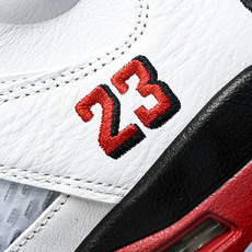 纯原Maniére x Air Jordan 5 Retro OG AM 篮球鞋 HQ7978-101 纯原Maniére x Air Jordan 5 Retro OG AM 篮球鞋 HQ7978-101
