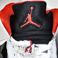 纯原Maniére x Air Jordan 5 Retro OG AM 篮球鞋 HQ7978-101 纯原Maniére x Air Jordan 5 Retro OG AM 篮球鞋 HQ7978-101