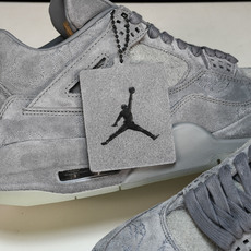 纯原Air Jordan 4 Retro Kaws 夜光麂皮灰限量联名 -003 #YZ015✦原楦原纸 纯原Air Jordan 4 Retro Kaws 夜光麂皮灰限量联名 -003 #YZ015✦原楦原纸