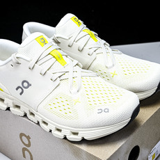 纯原 On昂跑 Cloud X4 舒适透气支撑 训练跑步鞋2026新品3ME #YZ014市场最高版 区 纯原 On昂跑 Cloud X4 舒适透气支撑 训练跑步鞋2026新品3ME #YZ014市场最高版 区