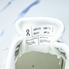纯原 On昂跑 Cloud6 舒适透气支撑 训练跑步鞋2026新品3MF #YZ014市场最高版 区别通 纯原 On昂跑 Cloud6 舒适透气支撑 训练跑步鞋2026新品3MF #YZ014市场最高版 区别通