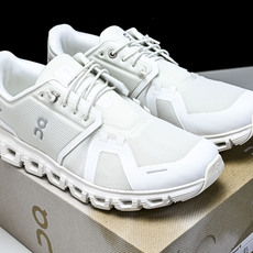 纯原 On昂跑 Cloud6 舒适透气支撑 训练跑步鞋2026新品3MF #YZ014市场最高版 区别通 纯原 On昂跑 Cloud6 舒适透气支撑 训练跑步鞋2026新品3MF #YZ014市场最高版 区别通