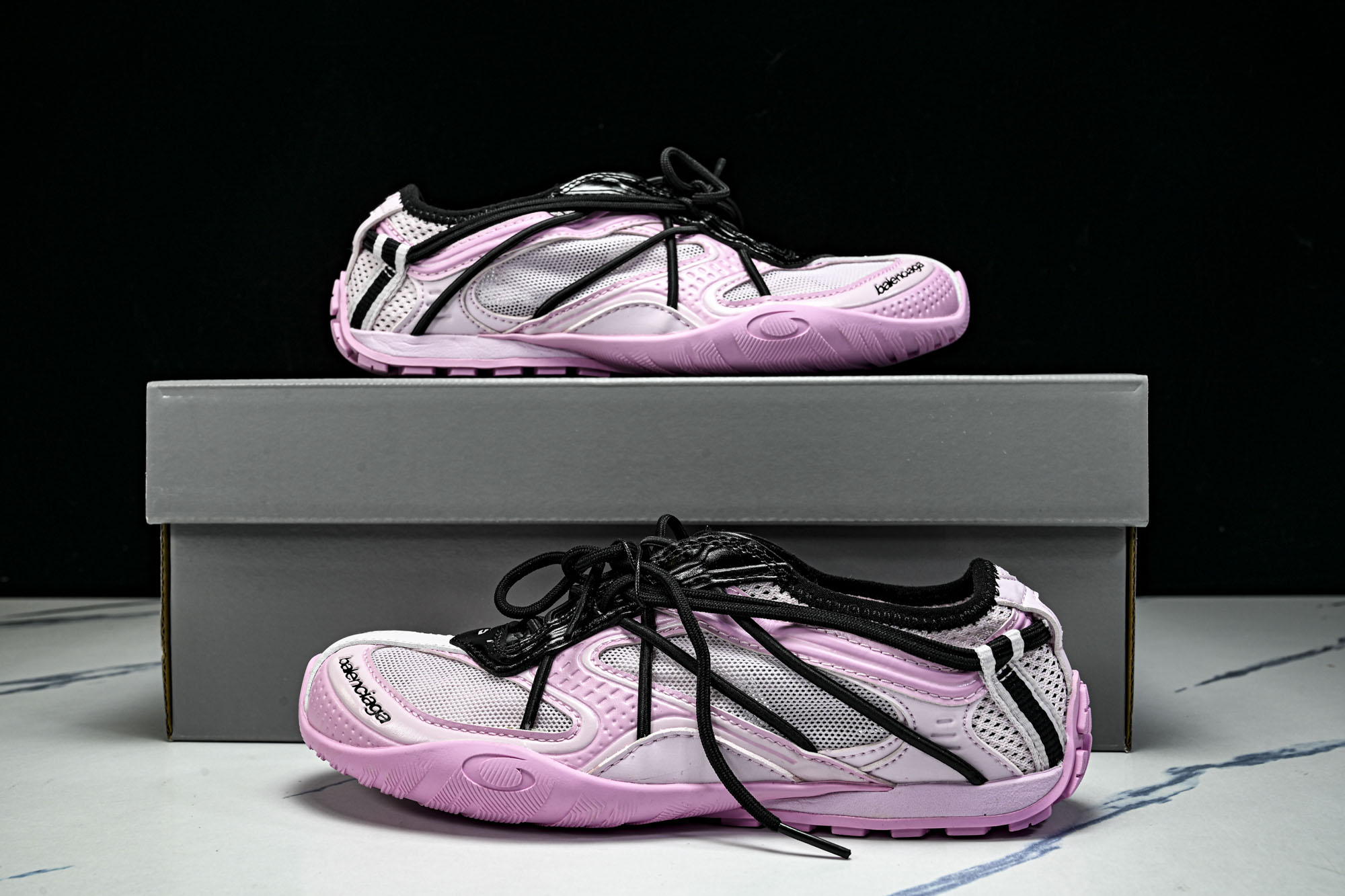纯原 Balenciaga Radar Slip-On 巴黎世家 圆头系带生活休闲鞋 WSTBL5010