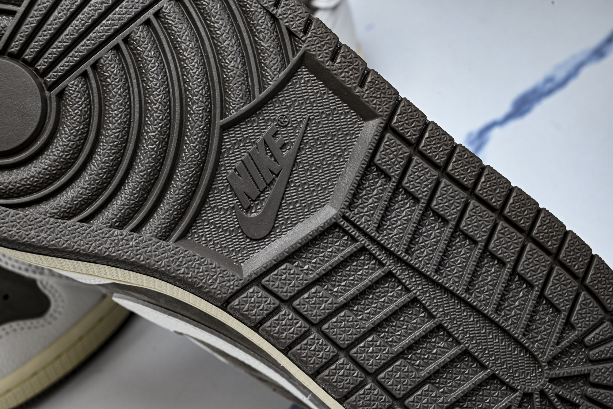 纯原 Travis Scott x Air Jordan 1 Reverse Mocha 联名倒钩摩卡棕
