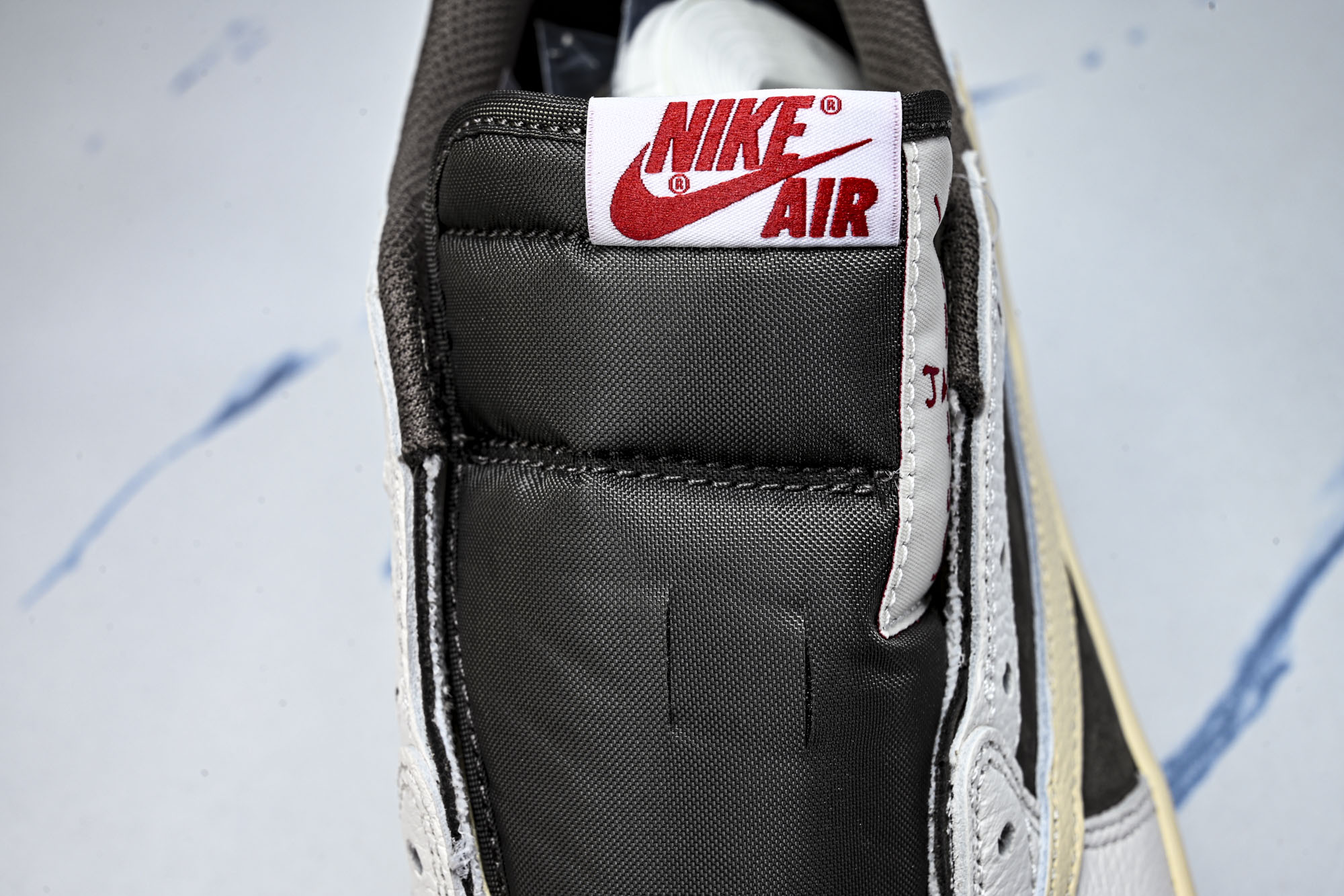 纯原 Travis Scott x Air Jordan 1 Reverse Mocha 联名倒钩摩卡棕