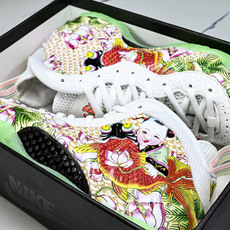 纯原 Nike Foamposite 喷2.0 中帮复古篮球鞋 IR2078-100 #YZ00240 纯原 Nike Foamposite 喷2.0 中帮复古篮球鞋 IR2078-100 #YZ00240
