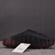 NK Mind 001 Flyknit Slide Bronze Eclipse Total Orang NK Mind 001 Flyknit Slide Bronze Eclipse Total Orang