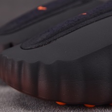 NK Mind 001 Flyknit Slide Bronze Eclipse Total Orang NK Mind 001 Flyknit Slide Bronze Eclipse Total Orang