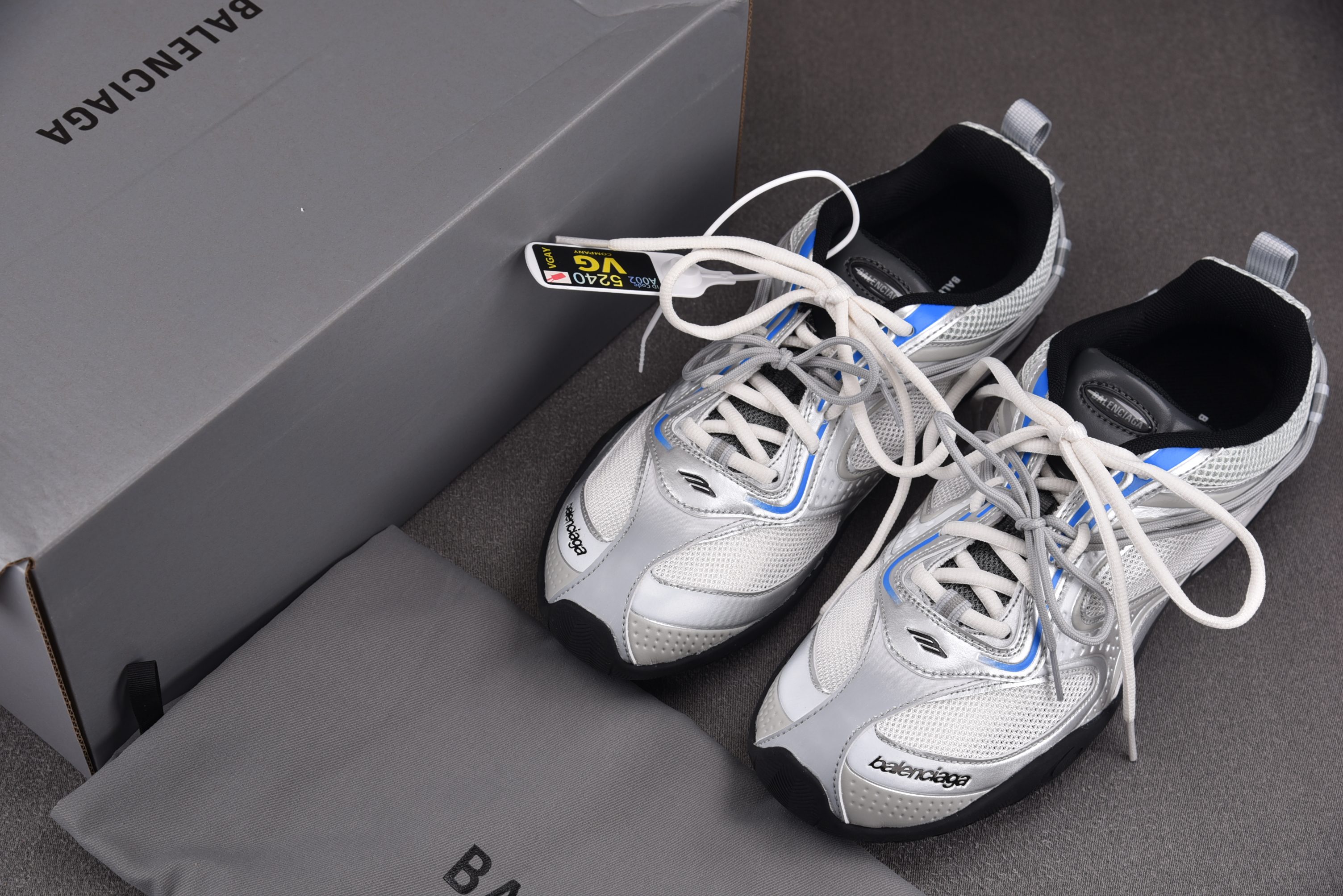 Balenciaga Radar Gradient Lines 银灰 #YZ018-535-46