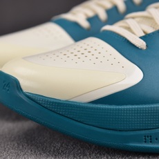 NK Kobe 5 Protro Caitlin Clark Coconut Milk Spruce 奶 NK Kobe 5 Protro Caitlin Clark Coconut Milk Spruce 奶