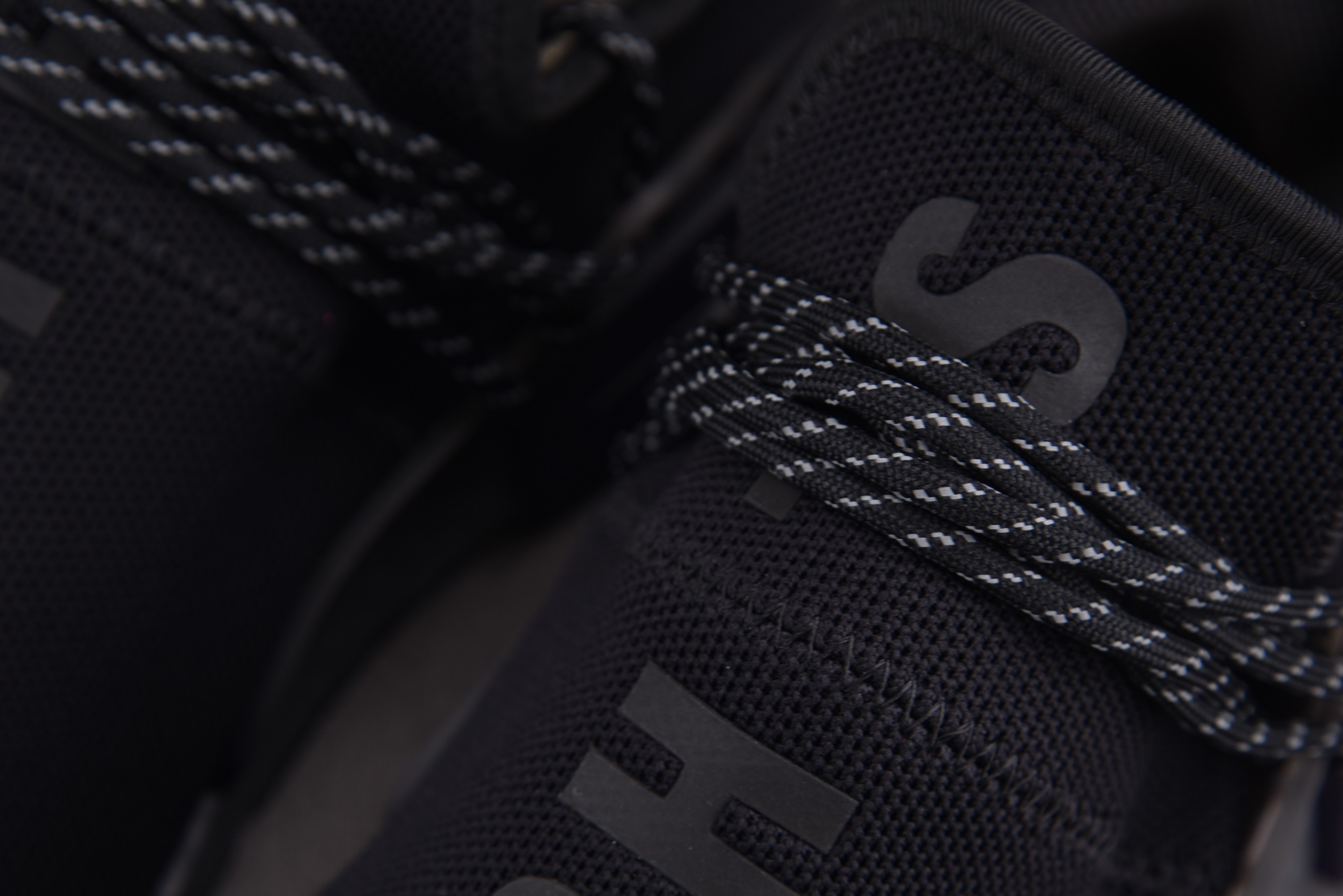 纯原 Pharrell Williams x AD Originals NMD Human Race“Triple Bl 纯原 Pharrell Williams x AD Originals NMD Human Race“Triple Bl