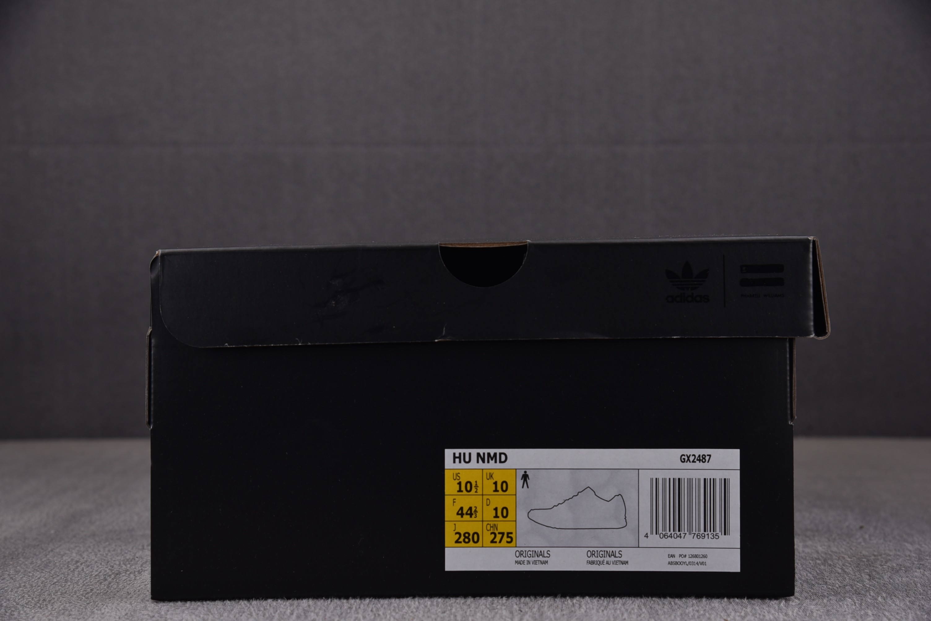 纯原 Pharrell Williams x AD Originals NMD Human Race“Triple Bl 纯原 Pharrell Williams x AD Originals NMD Human Race“Triple Bl