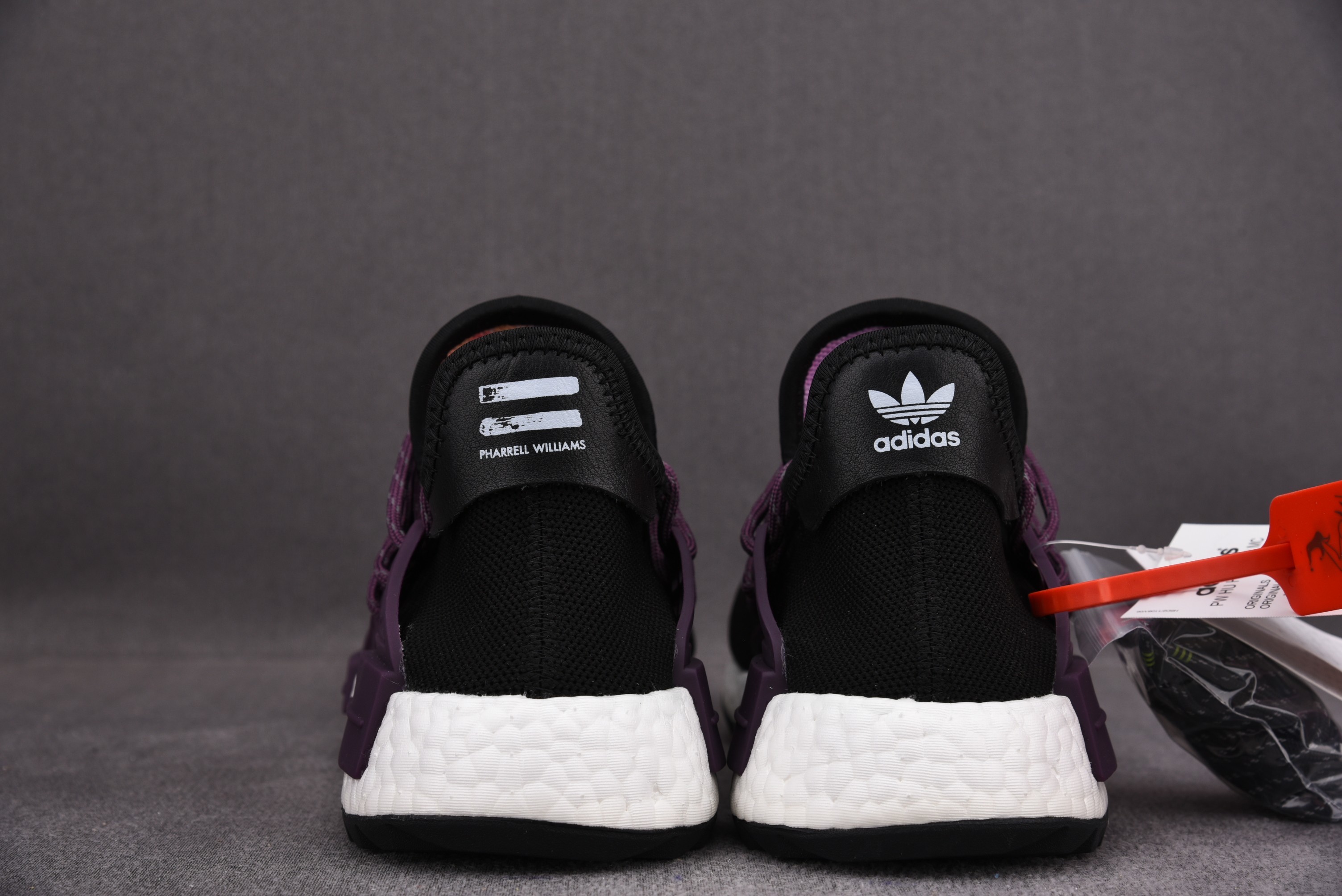 纯原 Pharrell x ad NMD Hu 黑 酒红 AC7033 尺寸：40 40.5 41 42 42.5 43