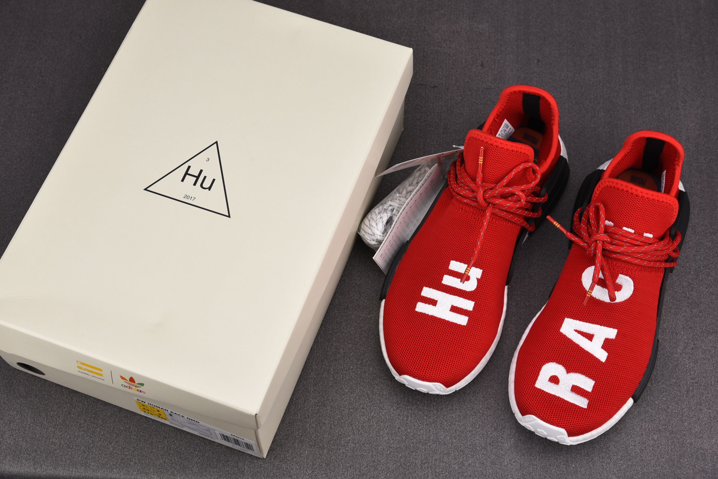 纯原 Pharrell x adidas NMD Human Race Hu Race 菲董联名 红 BB0616 尺寸 纯原 Pharrell x adidas NMD Human Race Hu Race 菲董联名 红 BB0616 尺寸