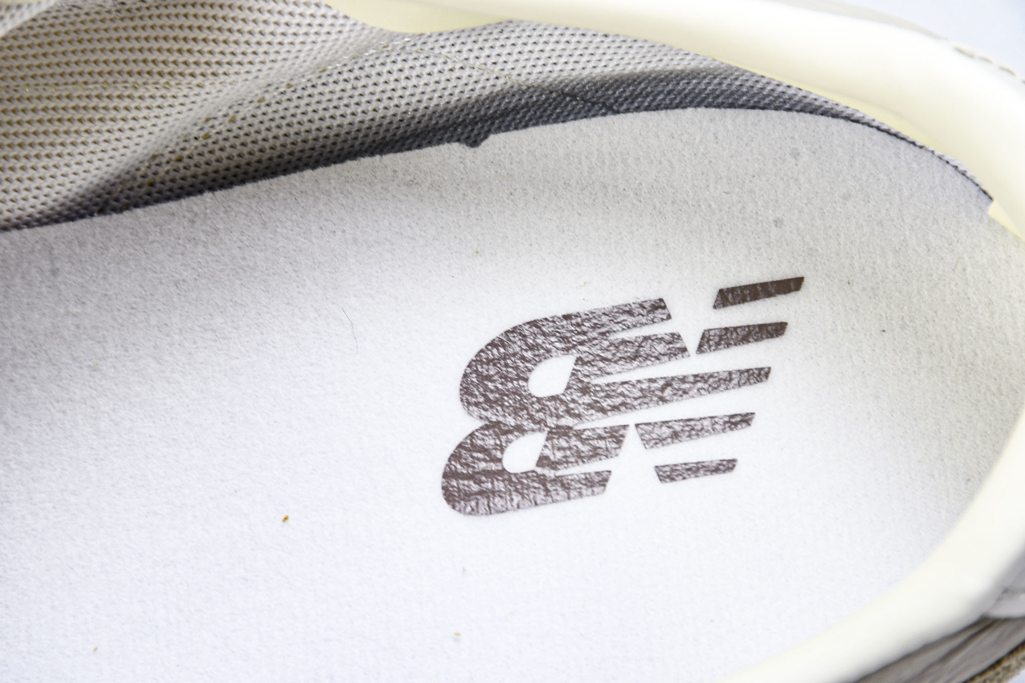 特价 New Balance 471 Timberwolf Dusk Shower 米浅卡其 U471A1 尺寸 36 
