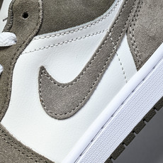 Air Jordan 1 Low AJ1 乔1白灰色 低帮复古文化篮球鞋 -046 码数35.5 36 36.5 37. Air Jordan 1 Low AJ1 乔1白灰色 低帮复古文化篮球鞋 -046 码数35.5 36 36.5 37.