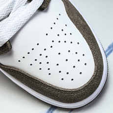 Air Jordan 1 Low AJ1 乔1白灰色 低帮复古文化篮球鞋 -046 码数35.5 36 36.5 37. Air Jordan 1 Low AJ1 乔1白灰色 低帮复古文化篮球鞋 -046 码数35.5 36 36.5 37.
