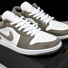 Air Jordan 1 Low AJ1 乔1白灰色 低帮复古文化篮球鞋 -046 码数35.5 36 36.5 37. Air Jordan 1 Low AJ1 乔1白灰色 低帮复古文化篮球鞋 -046 码数35.5 36 36.5 37.