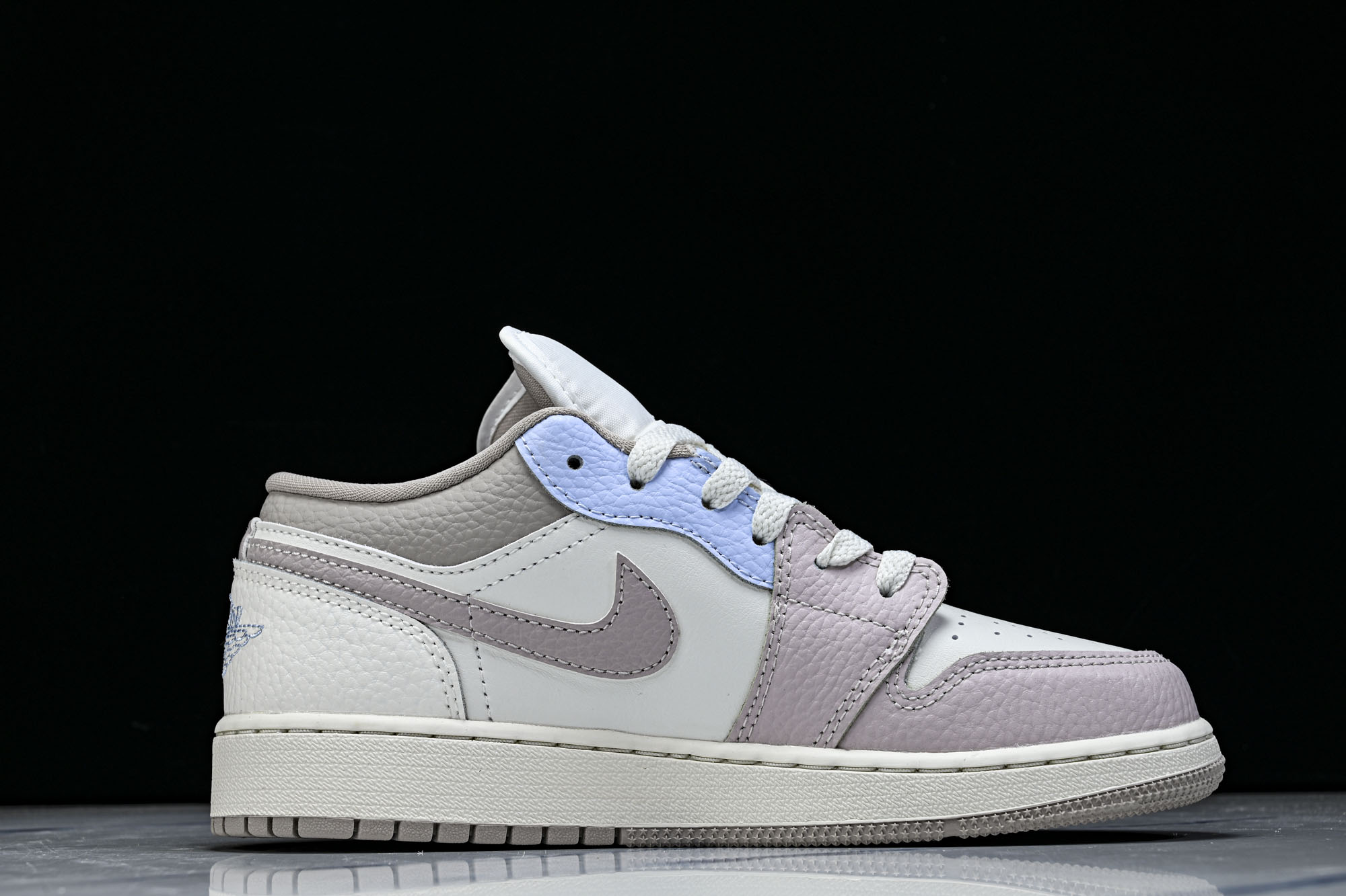 Air Jordan 1 Low AJ1 乔1白粉蓝 低帮复古文化篮球鞋 IV3219-161 尺码 35.5 36 3 Air Jordan 1 Low AJ1 乔1白粉蓝 低帮复古文化篮球鞋 IV3219-161 尺码 35.5 36 3