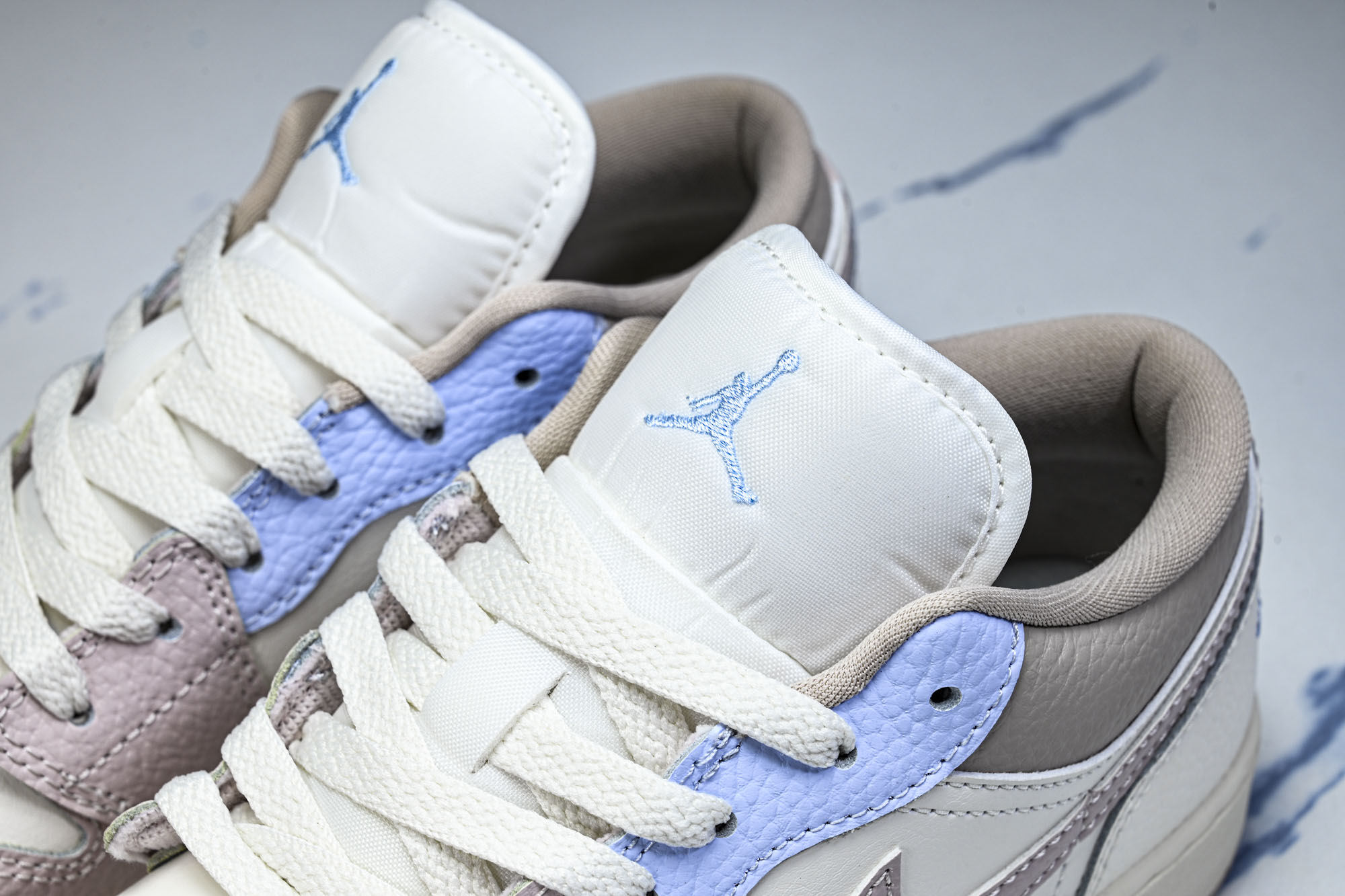 Air Jordan 1 Low AJ1 乔1白粉蓝 低帮复古文化篮球鞋 IV3219-161 尺码 35.5 36 3 Air Jordan 1 Low AJ1 乔1白粉蓝 低帮复古文化篮球鞋 IV3219-161 尺码 35.5 36 3