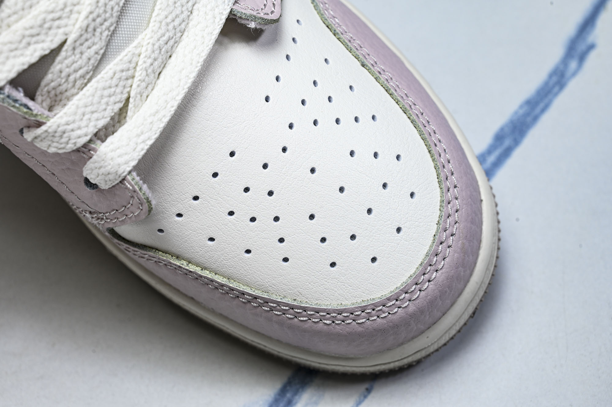 Air Jordan 1 Low AJ1 乔1白粉蓝 低帮复古文化篮球鞋 IV3219-161 尺码 35.5 36 3 Air Jordan 1 Low AJ1 乔1白粉蓝 低帮复古文化篮球鞋 IV3219-161 尺码 35.5 36 3