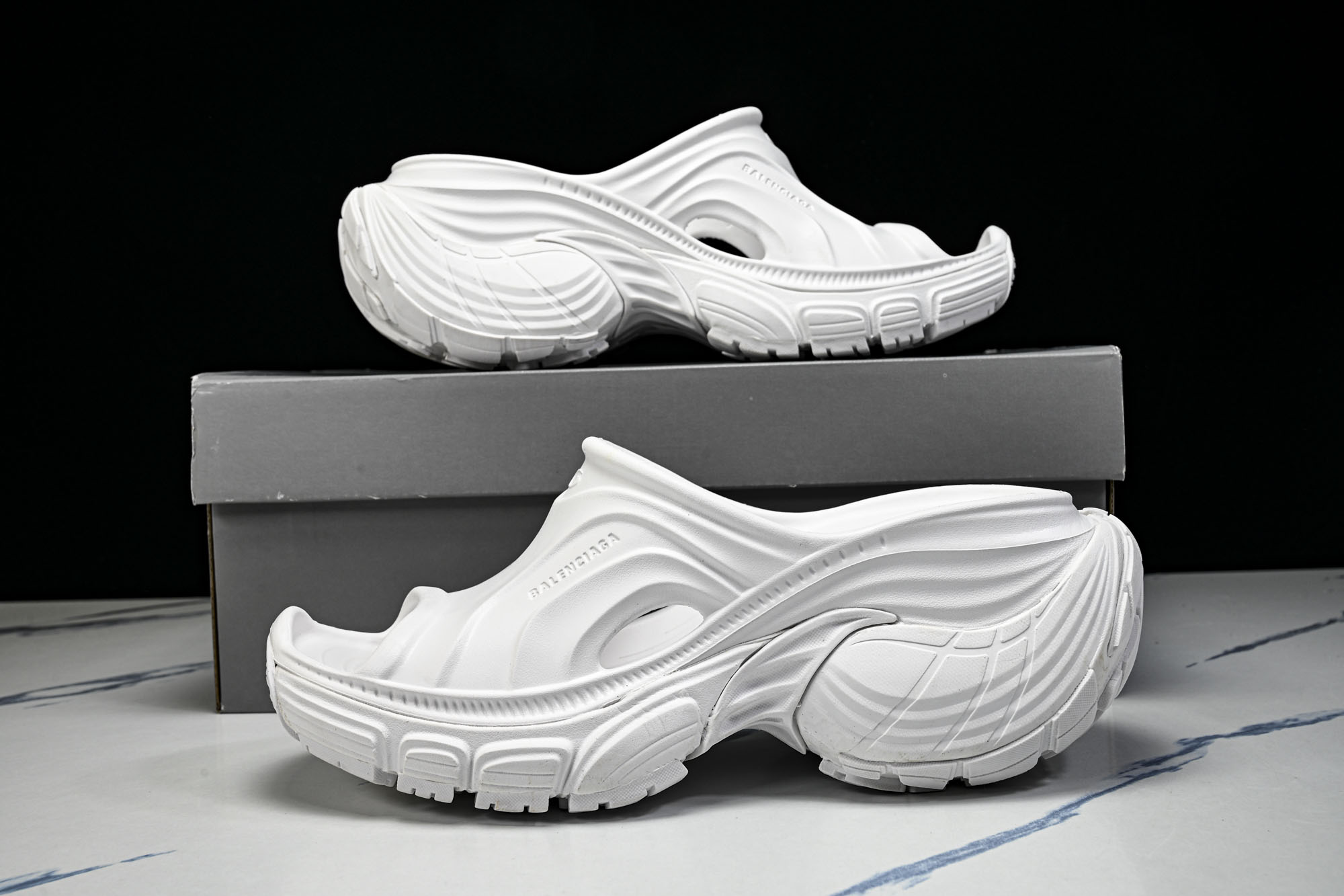 Balenciaga 6XL Slide 白色 W6XLM 9000 Balenciaga 6XL Slide 白色 W6XLM 9000
