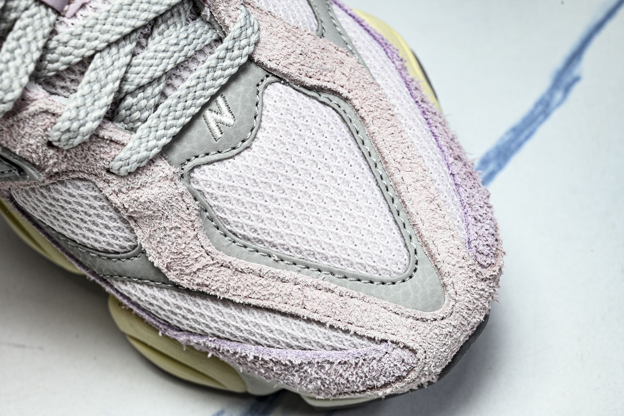 New Balance NB9060 复古休闲运动慢跑鞋U906OHSP尺码 36 37 37.5 38 38.5 39 New Balance NB9060 复古休闲运动慢跑鞋U906OHSP尺码 36 37 37.5 38 38.5 39