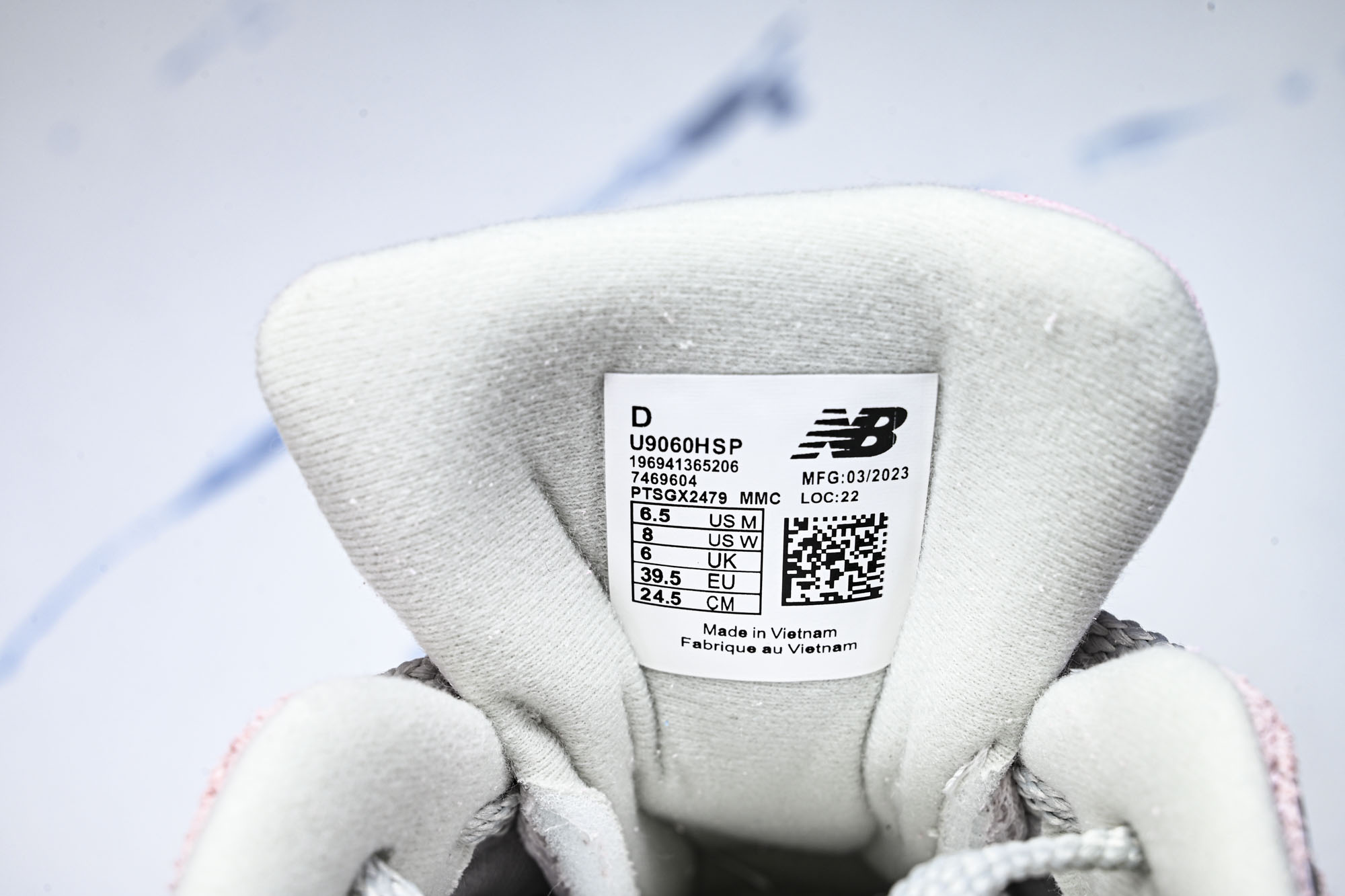 New Balance NB9060 复古休闲运动慢跑鞋U906OHSP尺码 36 37 37.5 38 38.5 39 New Balance NB9060 复古休闲运动慢跑鞋U906OHSP尺码 36 37 37.5 38 38.5 39
