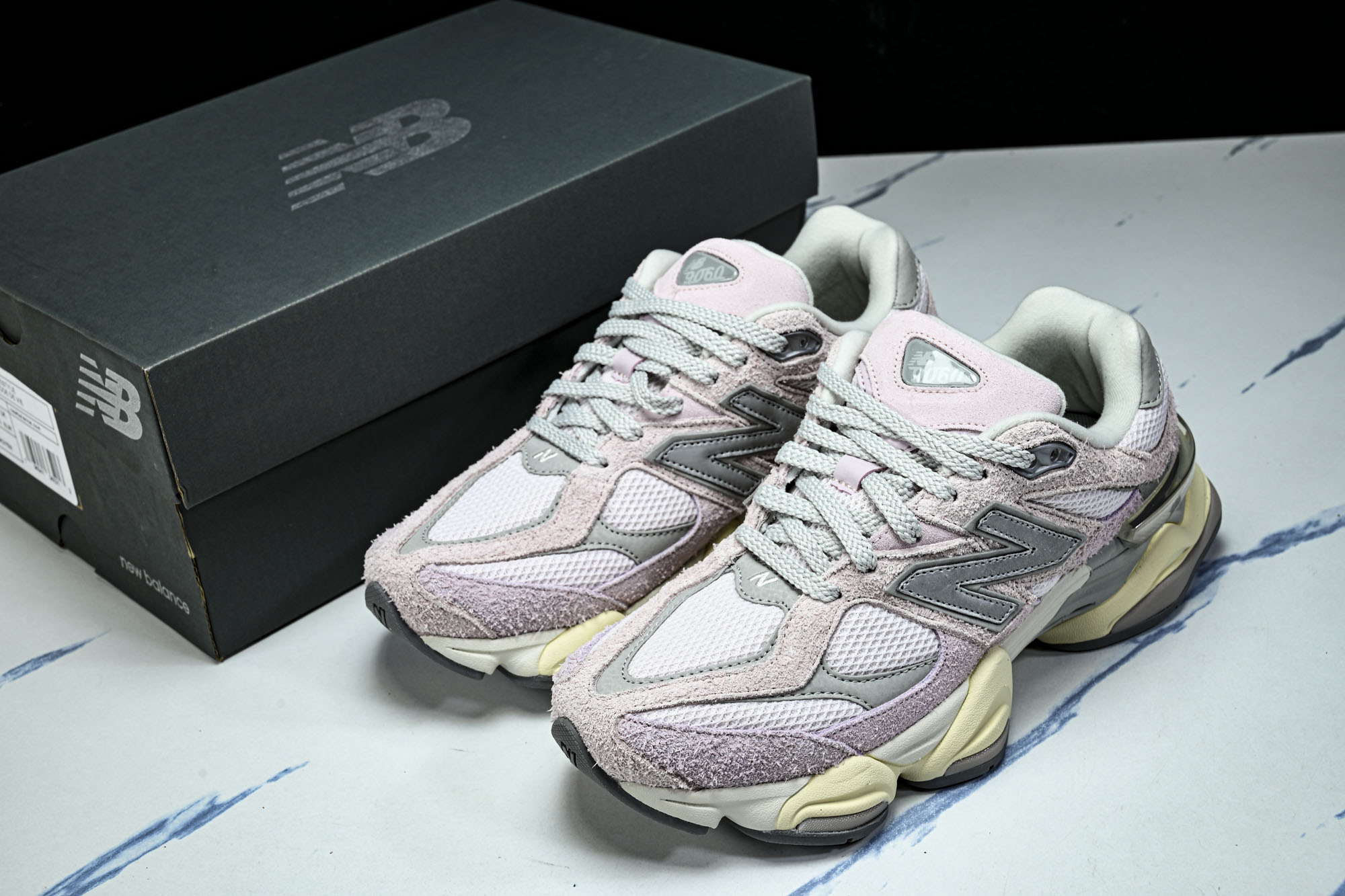New Balance NB9060 复古休闲运动慢跑鞋U906OHSP尺码 36 37 37.5 38 38.5 39 New Balance NB9060 复古休闲运动慢跑鞋U906OHSP尺码 36 37 37.5 38 38.5 39