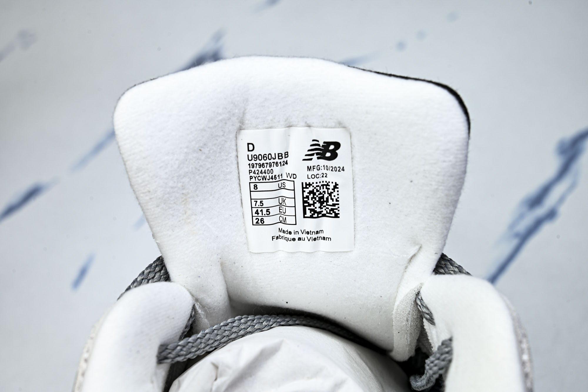 New Balance NB9060 复古休闲运动慢跑鞋U9060JBB 尺码 36 37 37.5 38 38.5 3 New Balance NB9060 复古休闲运动慢跑鞋U9060JBB 尺码 36 37 37.5 38 38.5 3