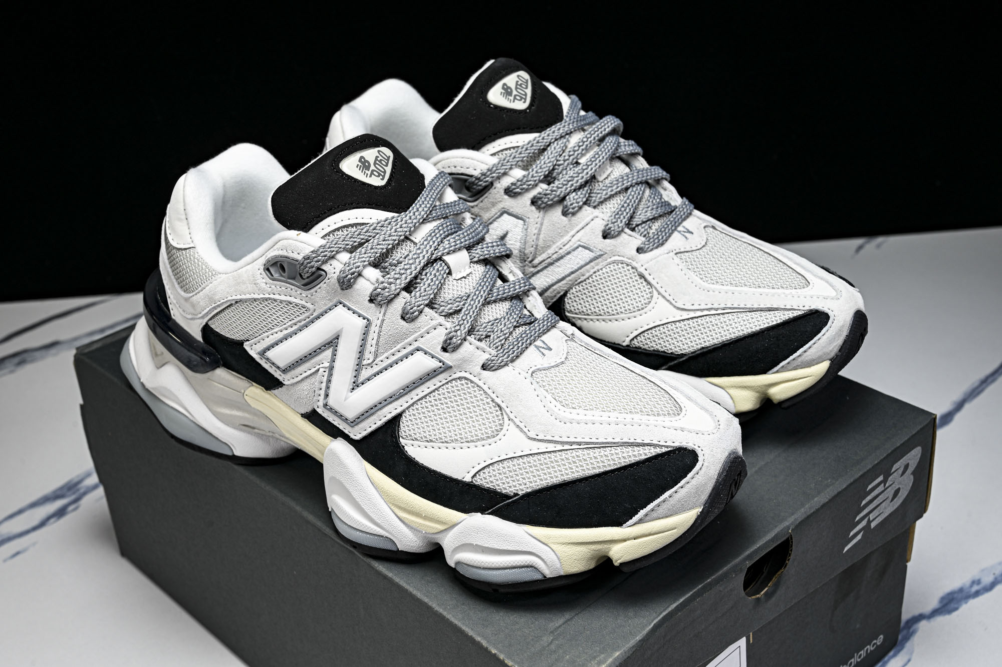 New Balance NB9060 复古休闲运动慢跑鞋U9060JBB 尺码 36 37 37.5 38 38.5 3 New Balance NB9060 复古休闲运动慢跑鞋U9060JBB 尺码 36 37 37.5 38 38.5 3