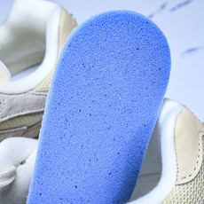New Balance NB9060 复古休闲运动慢跑鞋U9060SS 尺码 36 37 37.5 38 38.5 39 New Balance NB9060 复古休闲运动慢跑鞋U9060SS 尺码 36 37 37.5 38 38.5 39